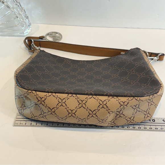 ✨ Nine West Monogram Print Shoulder Bag – Chic & Timeless Preloved Charm ✨ - Picture 9 of 16